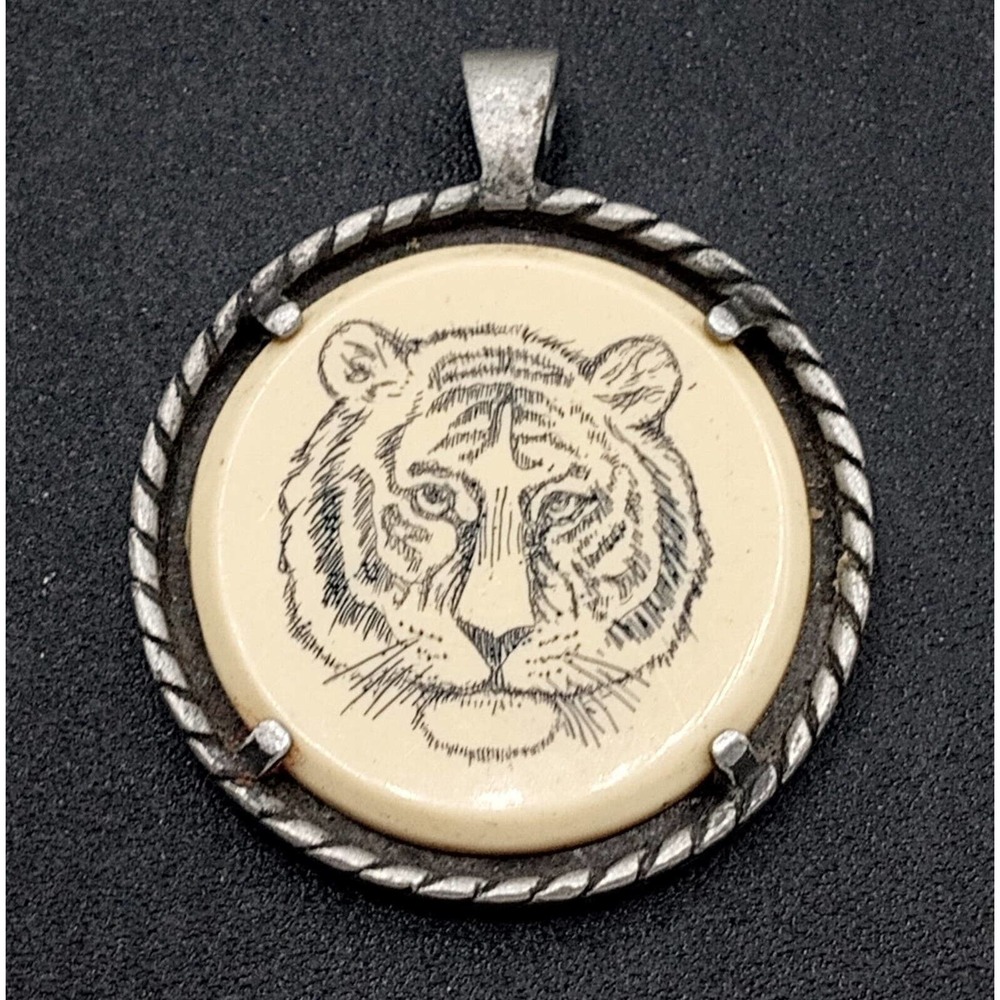 Avon Vintage Tiger Pendant